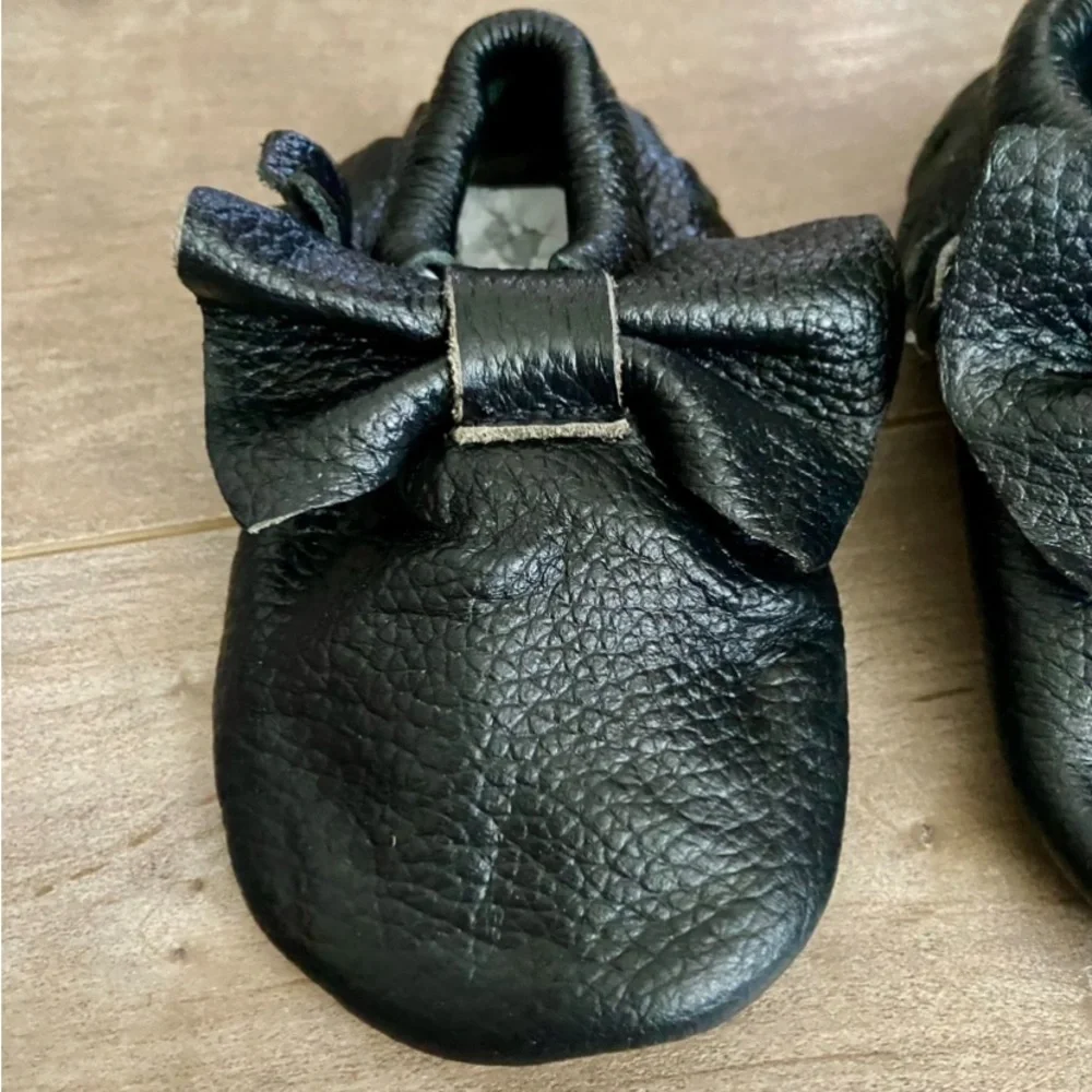Leather Baby Moccasins with Tassels Crib Toddler Shoes in Black